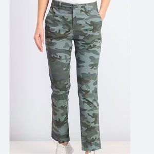 Gap Girlfriend Chino Camouflage Pants
